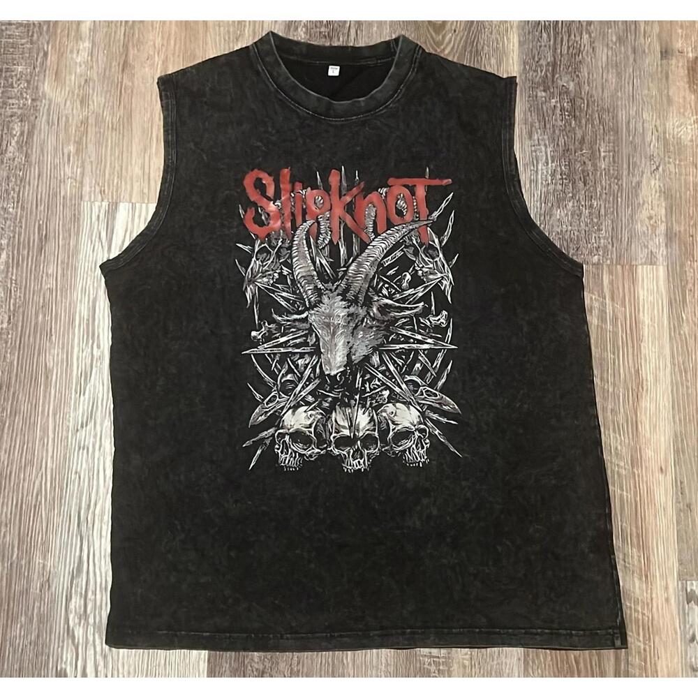 E#668-L-cotton 100%, super soft, super comfy, graphic tee